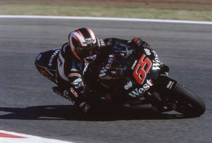 MTR24-Blog-7 May 2001: Loris Capirossi of Italy puts his West Honda through its paces during the 500cc Motorcycle Grand Prix at Circuit De Catalunya in Barcelona, Spain.