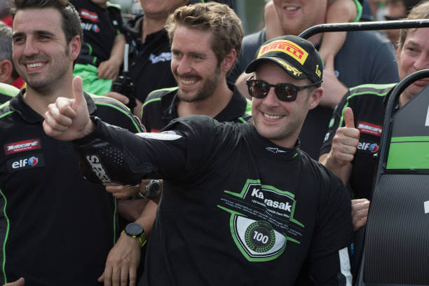 Jonathan Rea(L): The show must go on