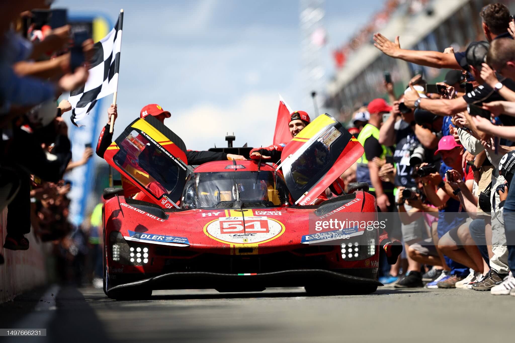 WEC: Touch too much! Ferrari vince la 24h di Le Mans!